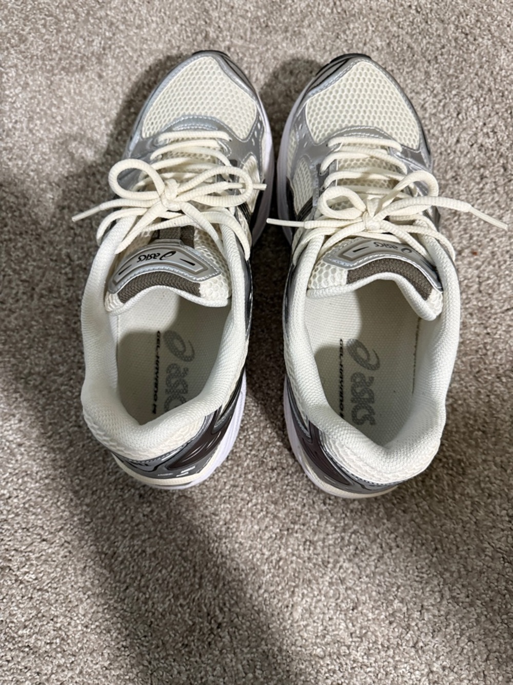 ASICS Men’s Kayano 14 White and Silver Lace-Up Athletic Sneakers - Picture 3 of 5